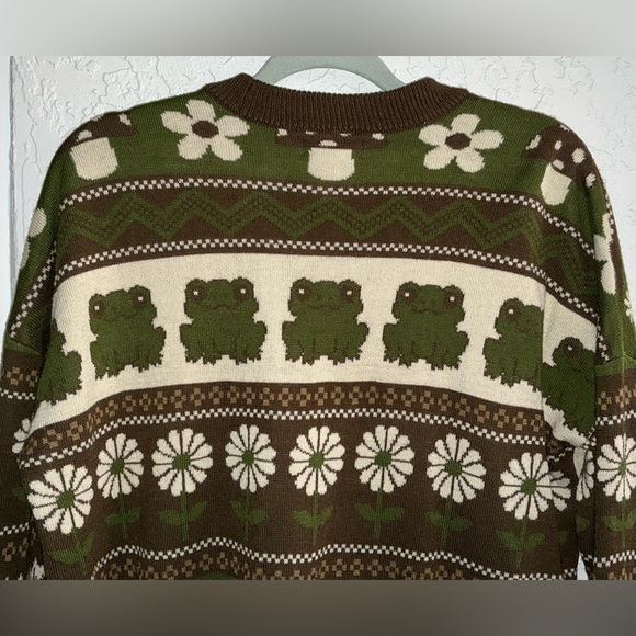 Social Collision/ Thorn & Fable Forest Capybara Frog Sweater Cardigan - Picture 4 of 6